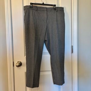 Talbots Women’s Black and White Patterned Dress Pants